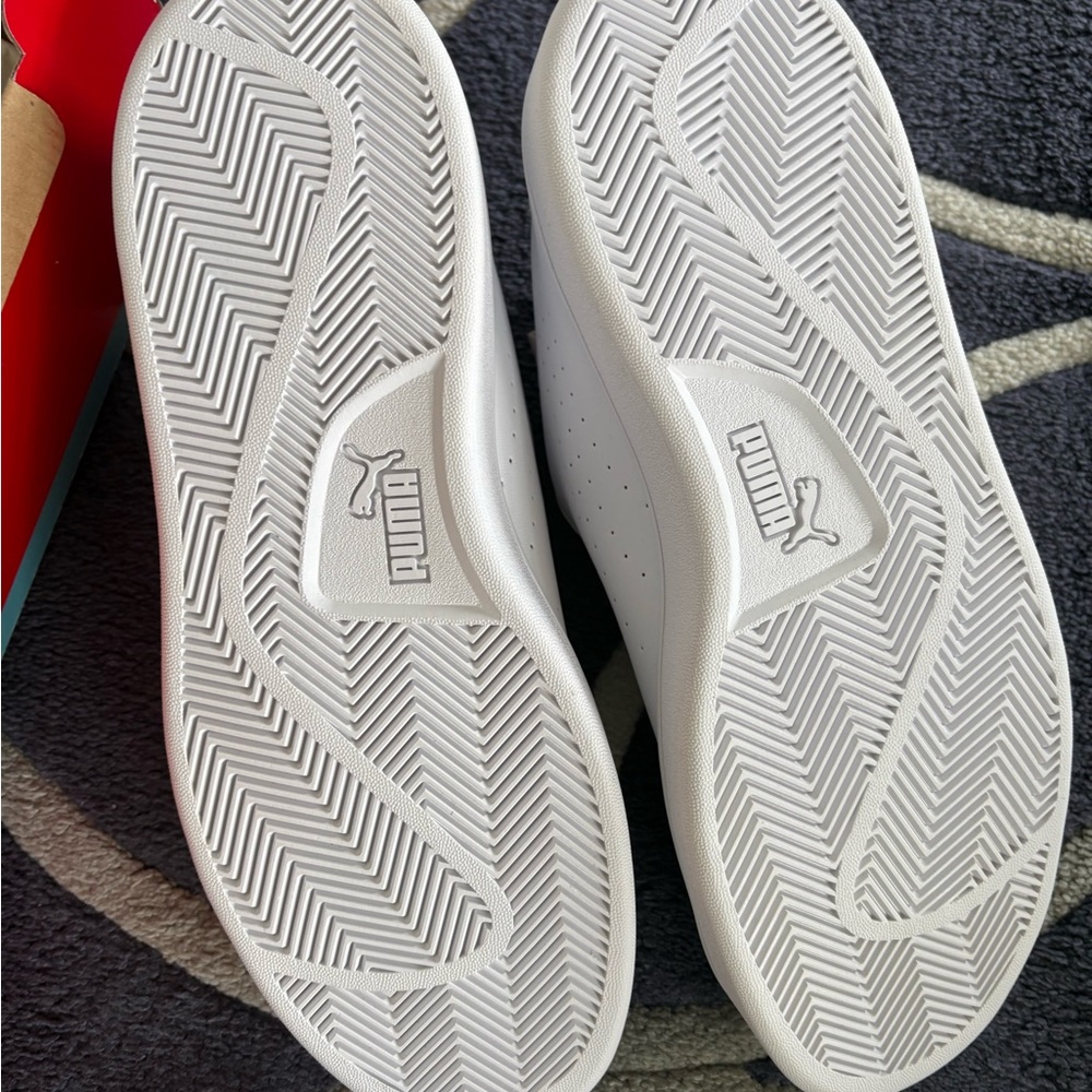Puma White Low-Top Sneakers with Navy Accents - Picture 3 of 4
